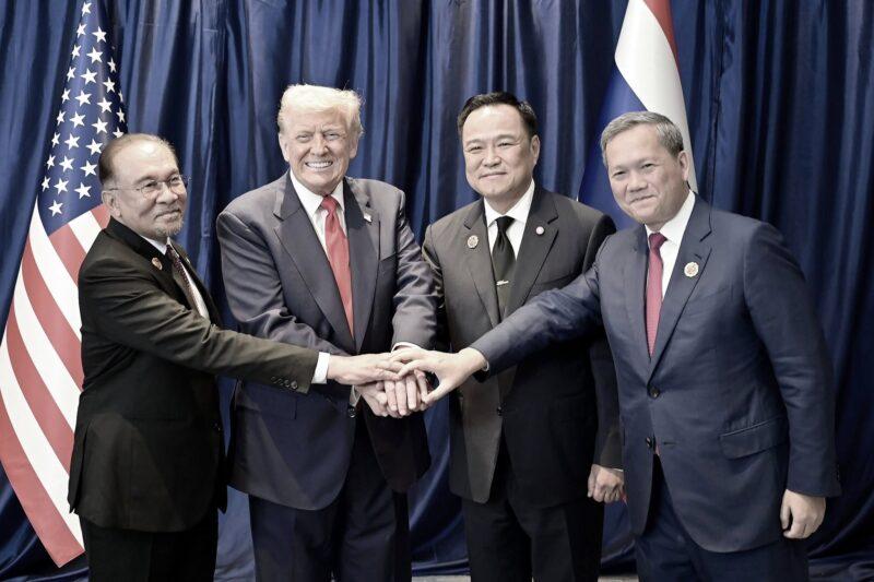 “นายกฯอนุทิน” ลงนาม “ฮุนมาเนต” ย้ำ 4 ข้อตกลงหยุดยิง ยุติศึกไทย-กัมพูชา “ทรัมป์-อันวารฺ” มีส่วนร่วมในการแก้ปัญหา