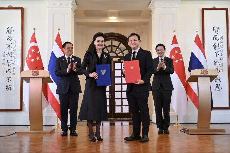 ครั้งแรกในประวัติศาสตร์ไทย-สิงคโปร์เซ็นความร่วมมือค้าข้าว 1 แสนตัน นำร่อง Food Security Hub