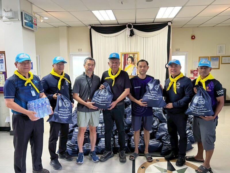 “จิตอาสาคมนาคม ร่วมบรรเทาผู้ประสบอุทกภัย” รมช.คมนาคม ระดมถุงยังชีพ ช่วยหาดใหญ่