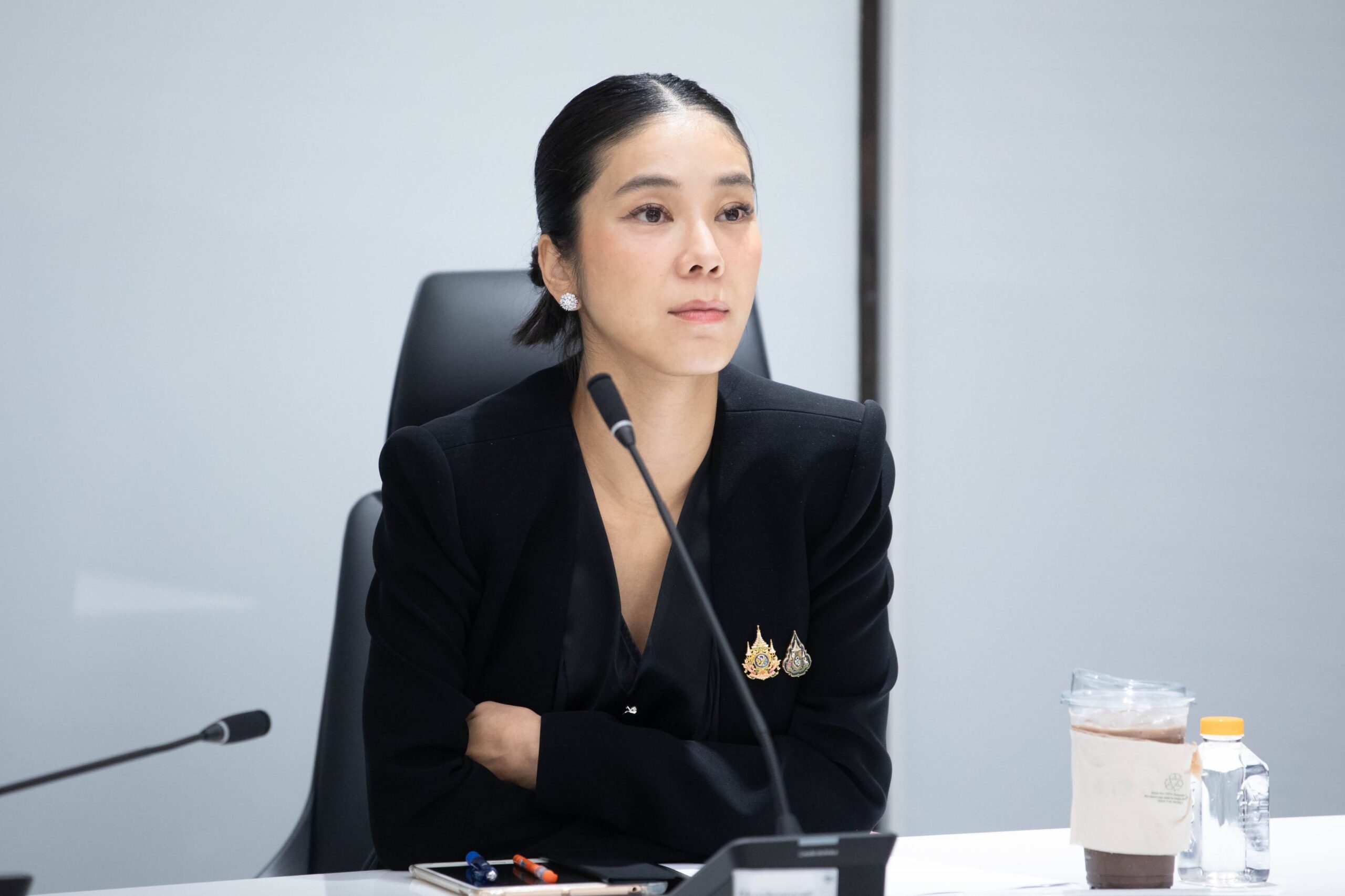 ดีอี เผยข่าวจริง “กัมพูชายิงกระสุนตกพื้นที่ชุมชน จ.ตราด” ขอเลือกเชื่อ-แชร์ ข่าวจากหน่วยงานทางการเท่านั้น